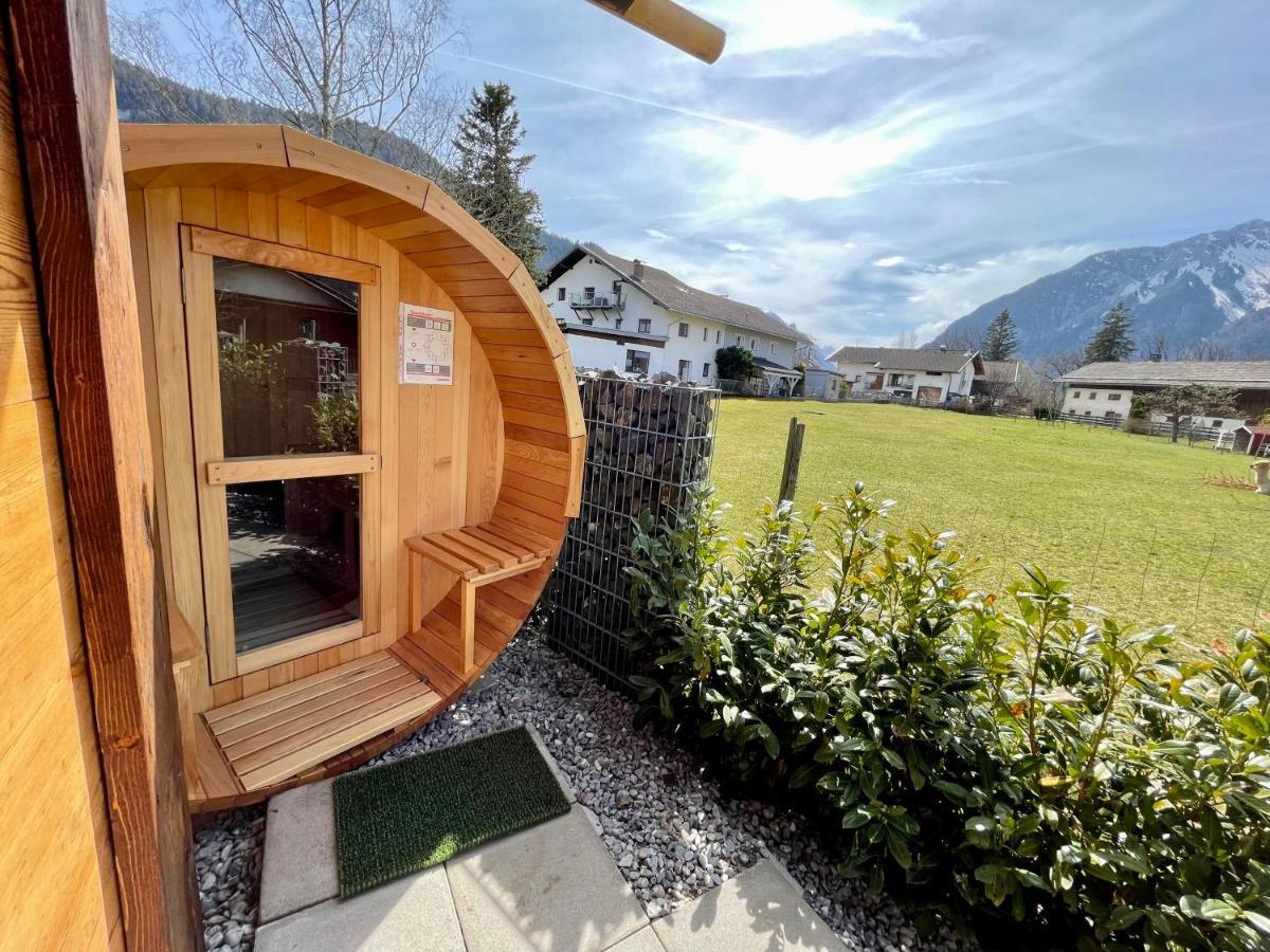 Tiny House Singer - Contactless Check-In - Sauna Ehenbichl Ngoại thất bức ảnh